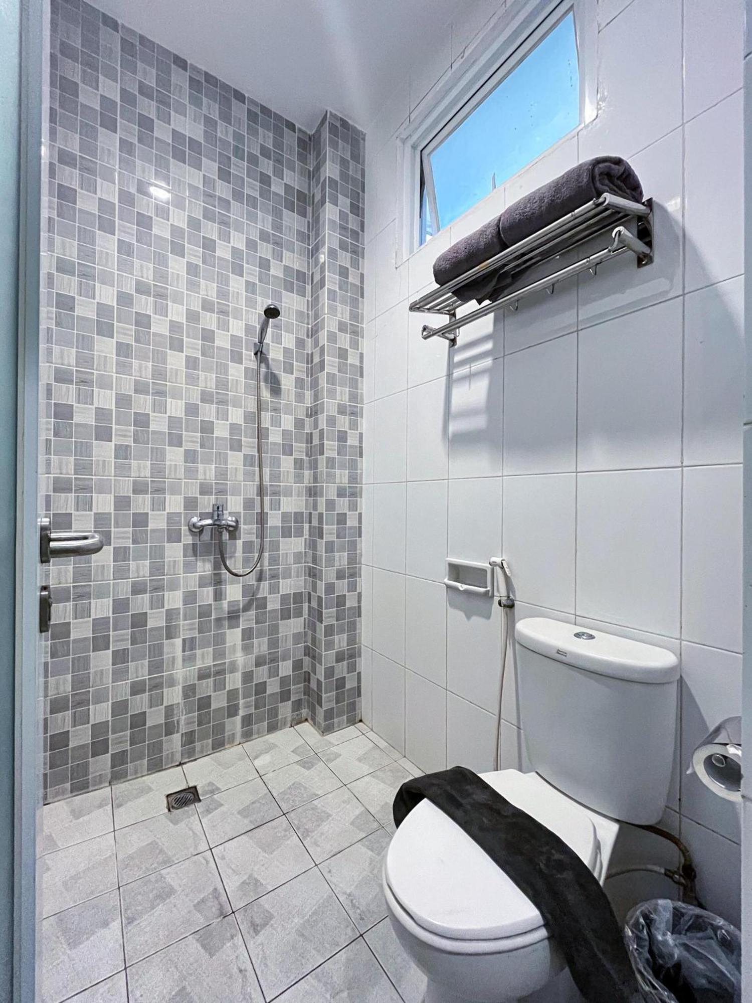 Ceria Boutique Hotel Maguwo Luaran gambar