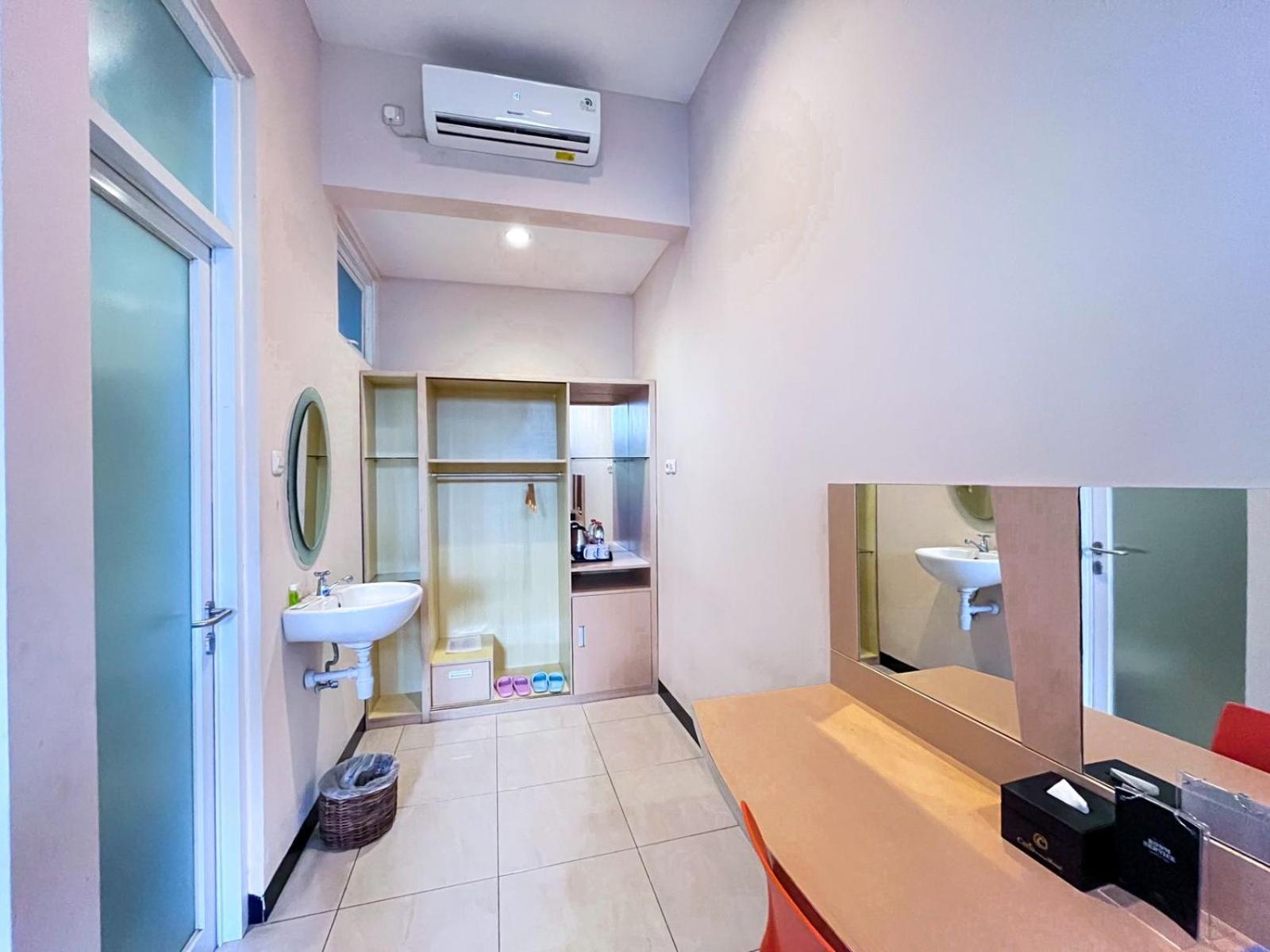 Ceria Boutique Hotel Maguwo Luaran gambar